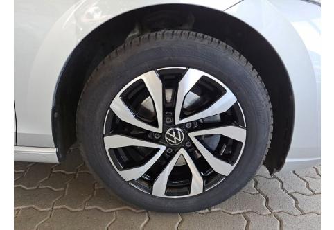 VW Golf #24