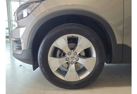 Volvo XC40 #12