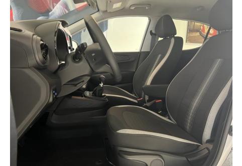 Hyundai i10 #1