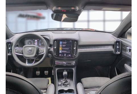 Volvo XC40 #18