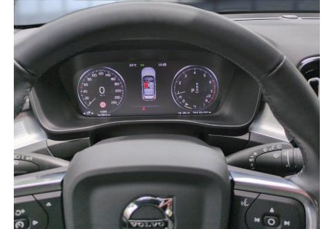 Volvo XC40 #10